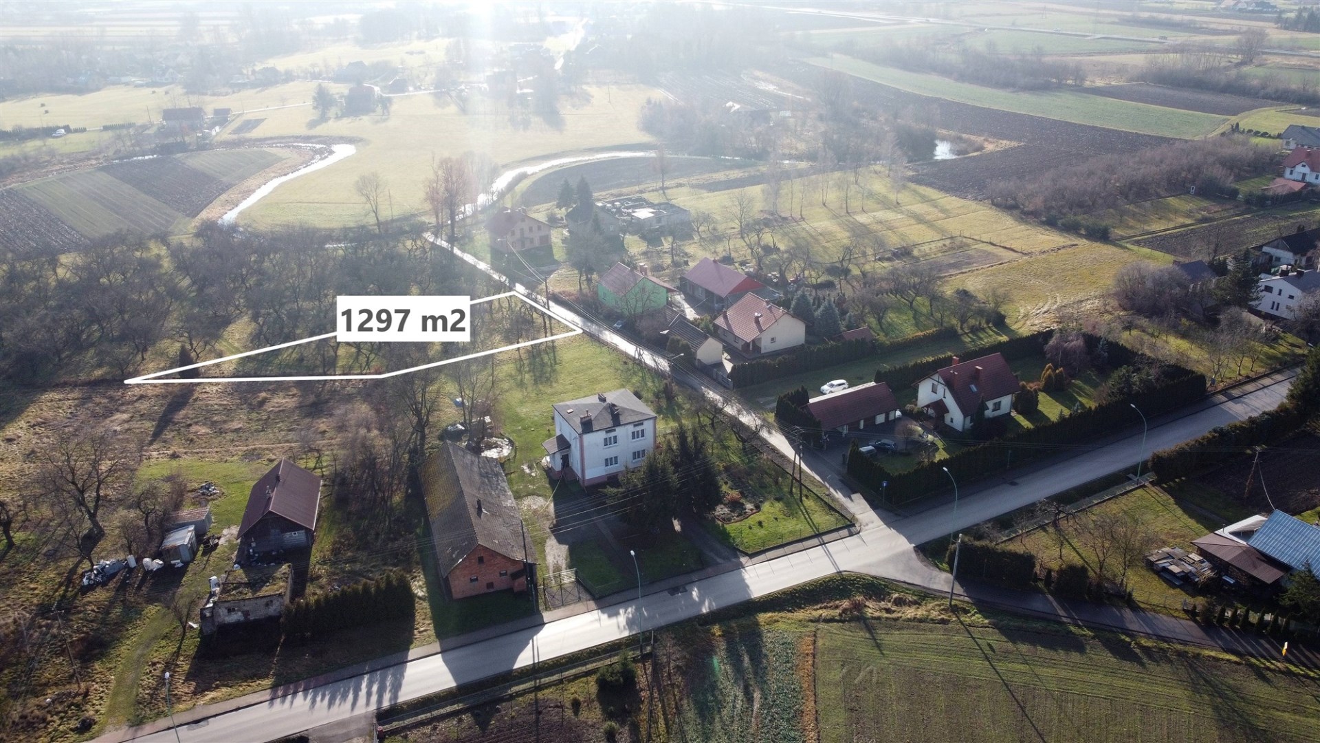 Działka na sprzedaż