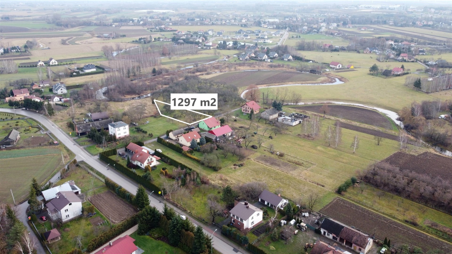 Działka na sprzedaż