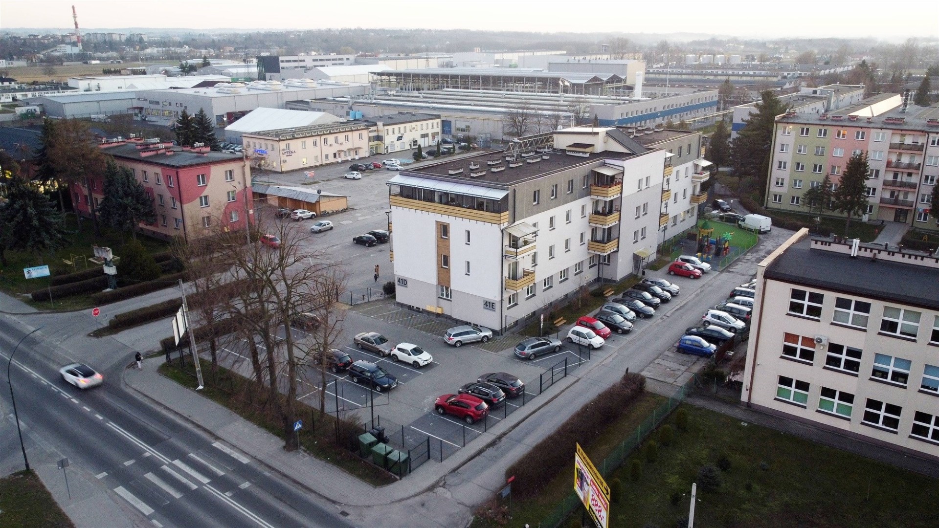 Lokal na sprzedaż
