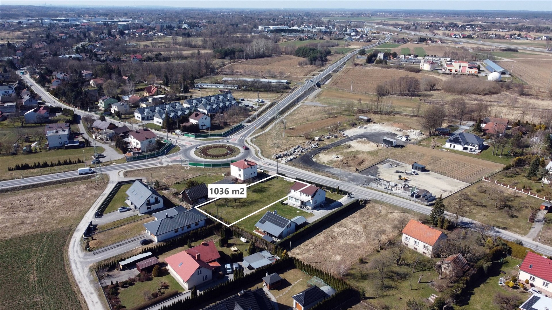 Działka na sprzedaż