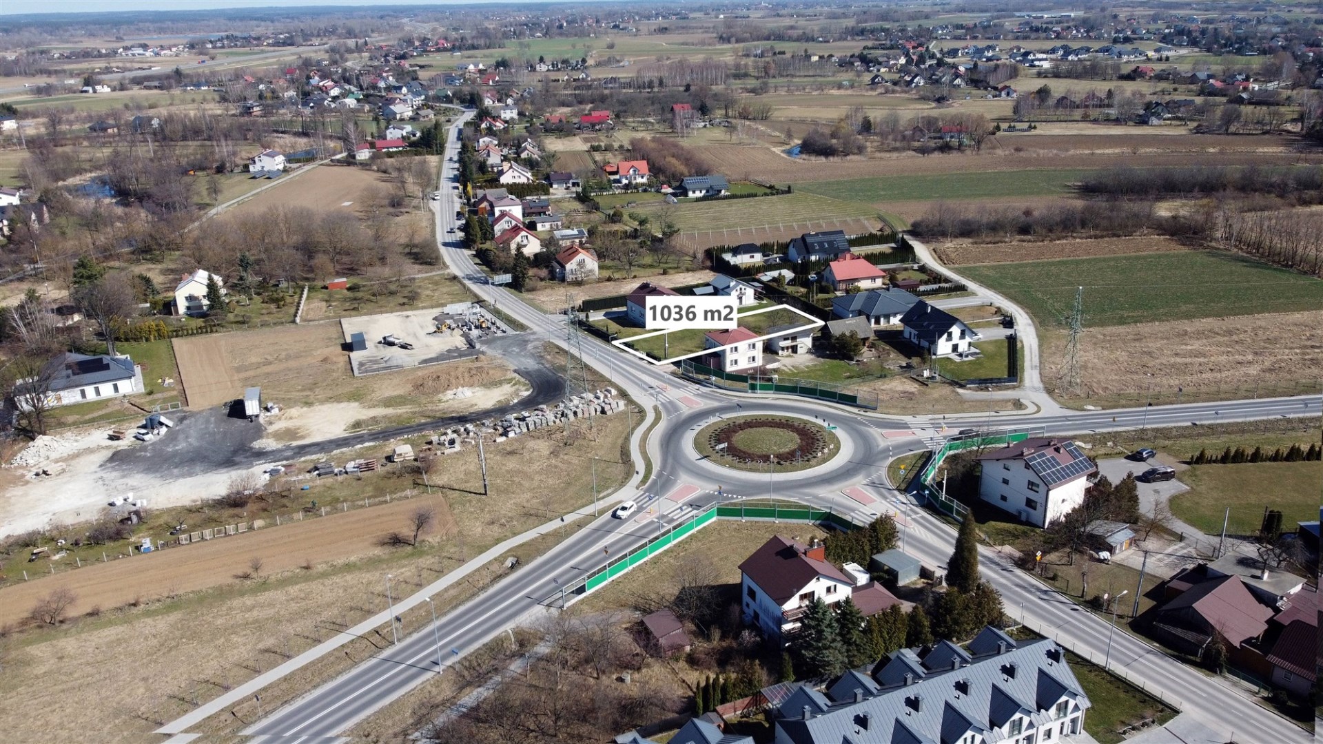 Działka na sprzedaż